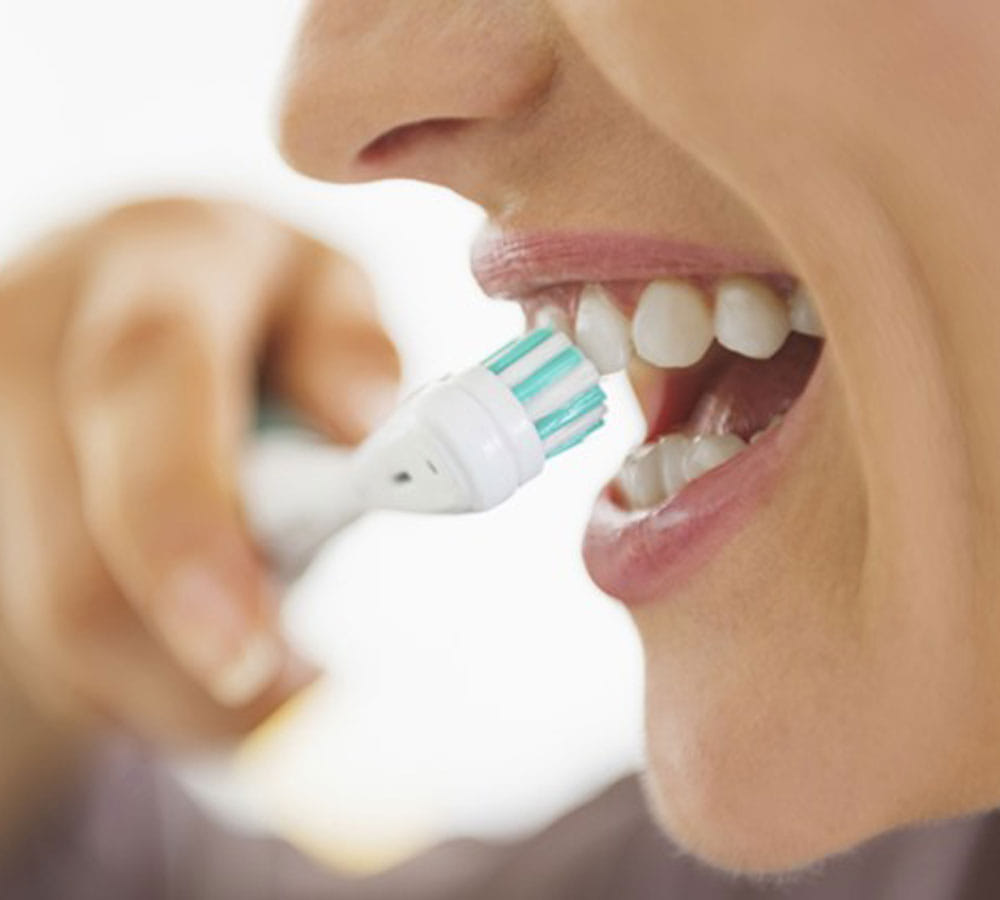home remedies for gum bleeding