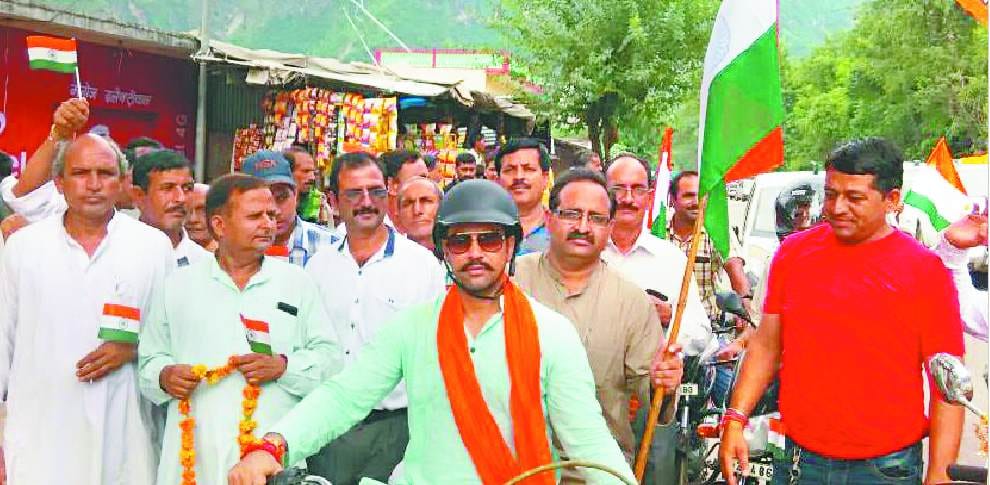 anurag thakur hits out at himachal govt