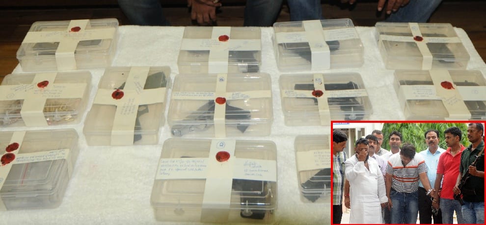 delhi special cell arrest two men with illegal weapons came from pakistan via nepal