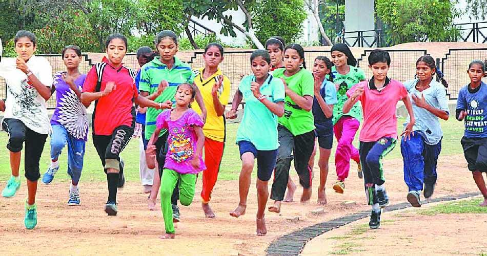 sports, circle sports, atheletics, fulka, atheletes, girl player