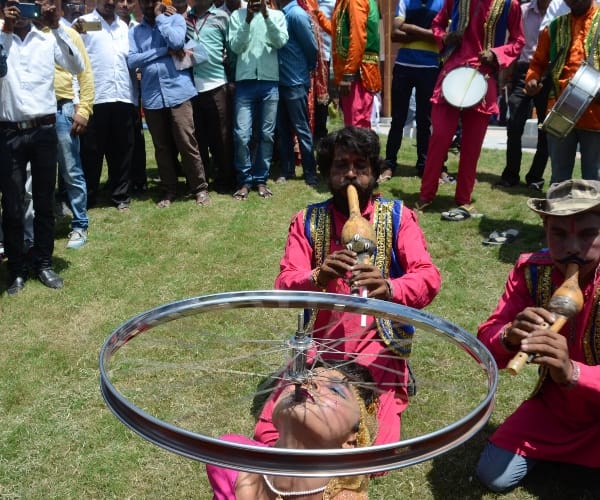  thrilling actions by artists in Lucknow.