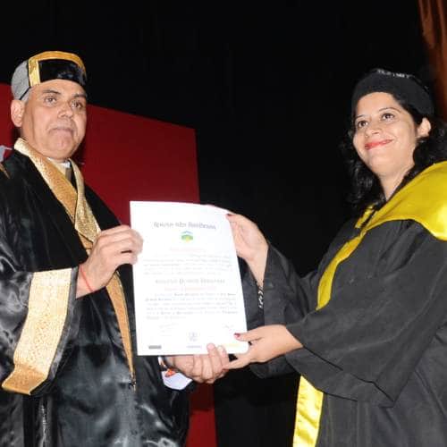 CJI Tirath Singh Thakur confers degrees in HPU convocation ceremony