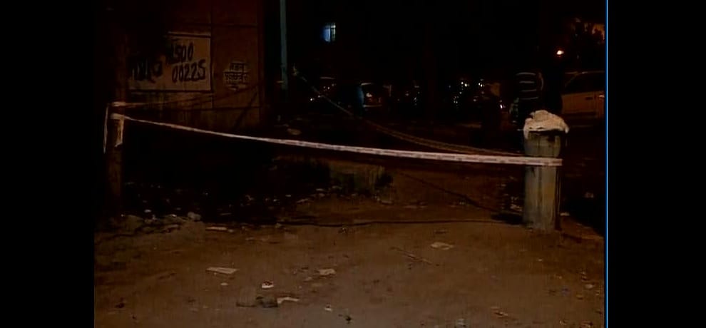 constable anand singh shot dead by criminals who were trying to snatch a ladys chain