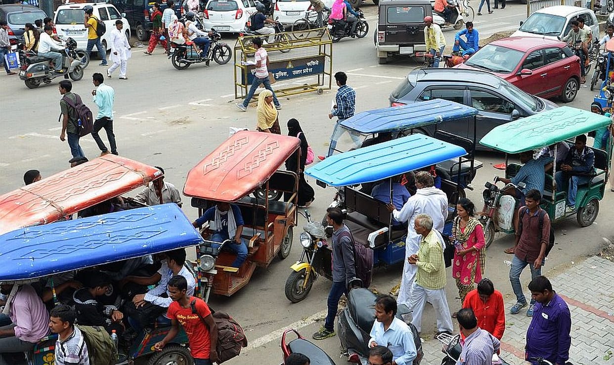 Tomorrow will not run e-rickshaws.