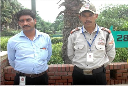 central minister security person dispute with guards