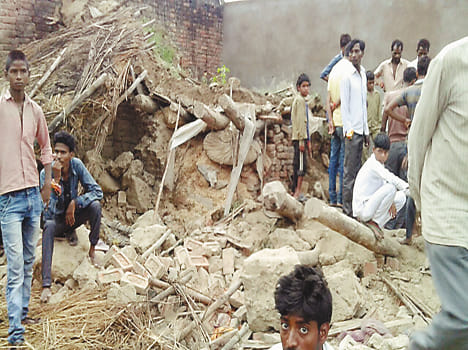 Mud house collapsed, killing four, including the mother and son