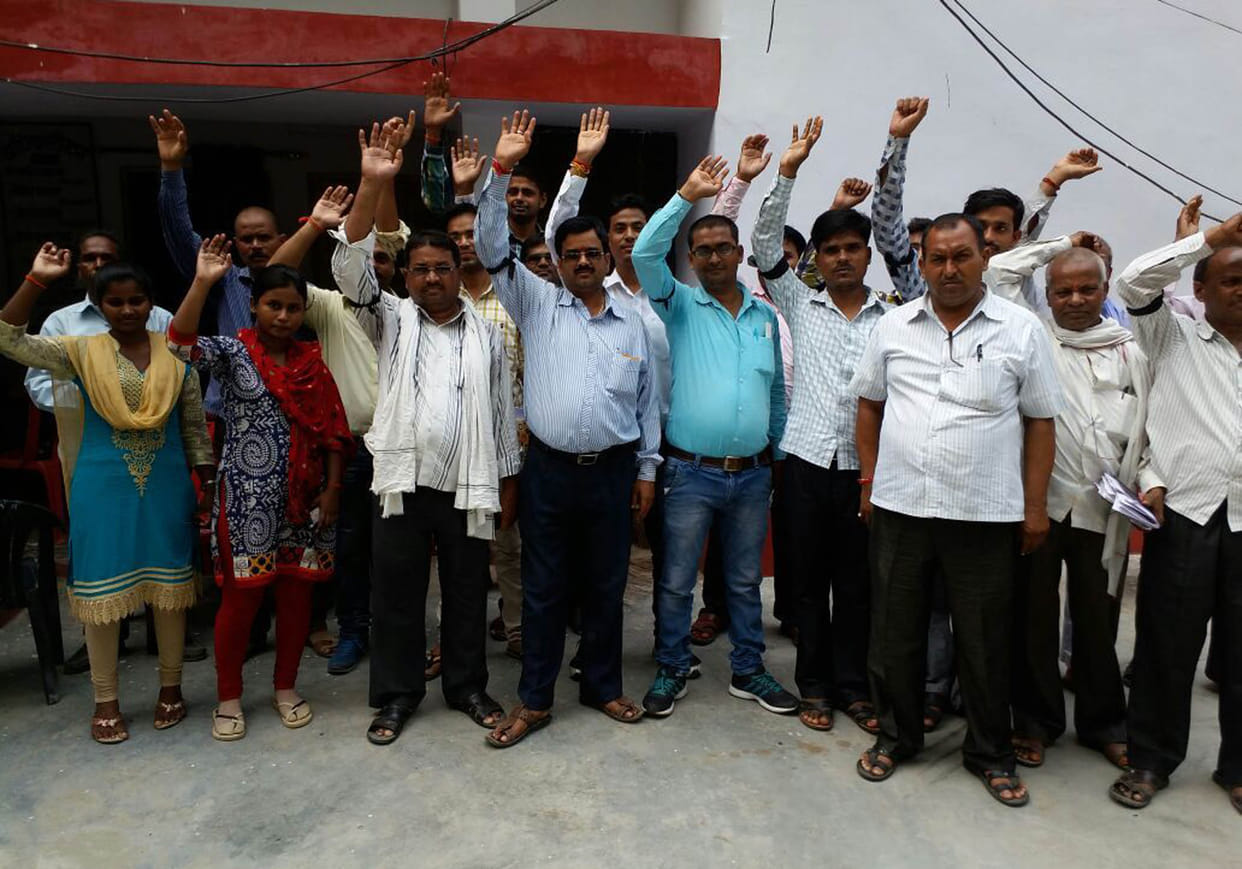 lekhpal protested with black stripe