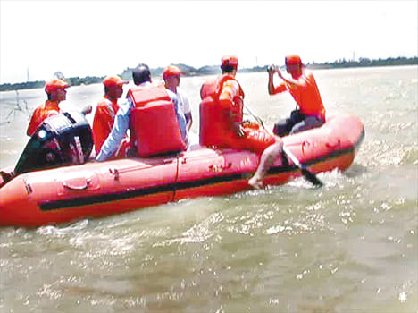 Fears of dam bursts, active NDRF team