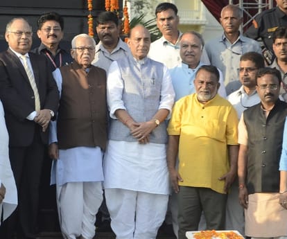 Rajnath singh speaks over kashmir issue in Lucknow.