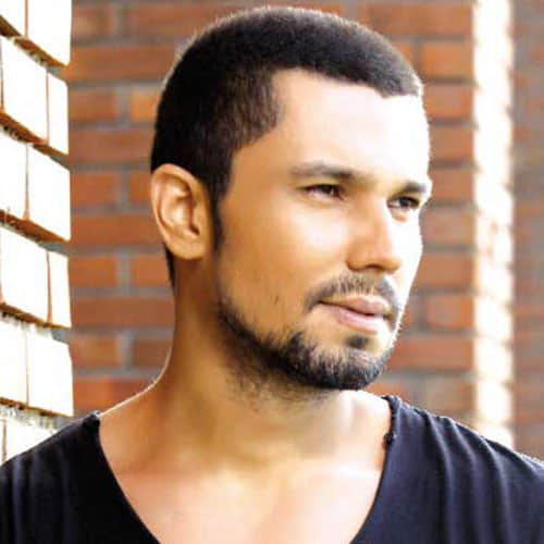 randeep hooda drive taxi before entry in bollywood
