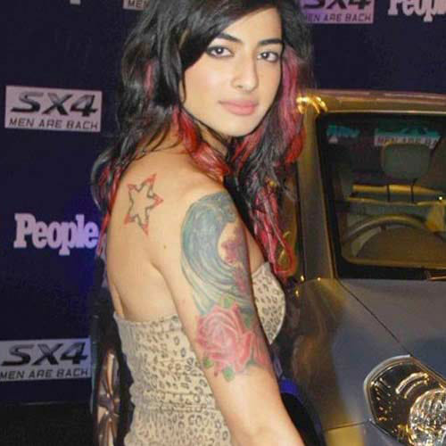 this heroine enjoys bikini photoshoot