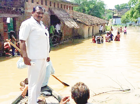 Ken river caused havoc in half a dozen villages