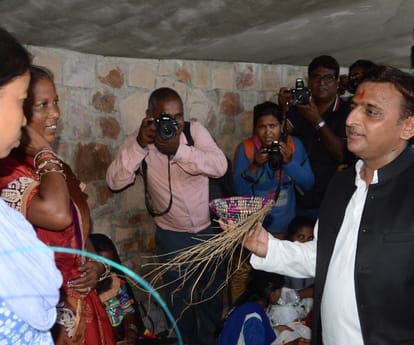UP govt accepts demands for small cottage industries.