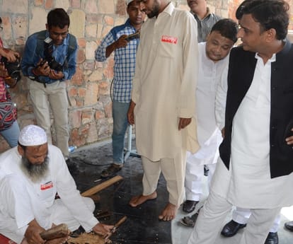 UP govt accepts demands for small cottage industries.