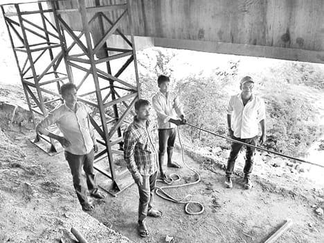 Engineer arrived, bridge repair began