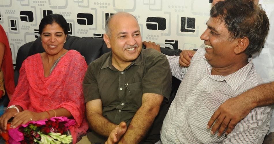sakshi malik father refuse to fulfill demand of daughter, meeting with depty cm manish sisodia