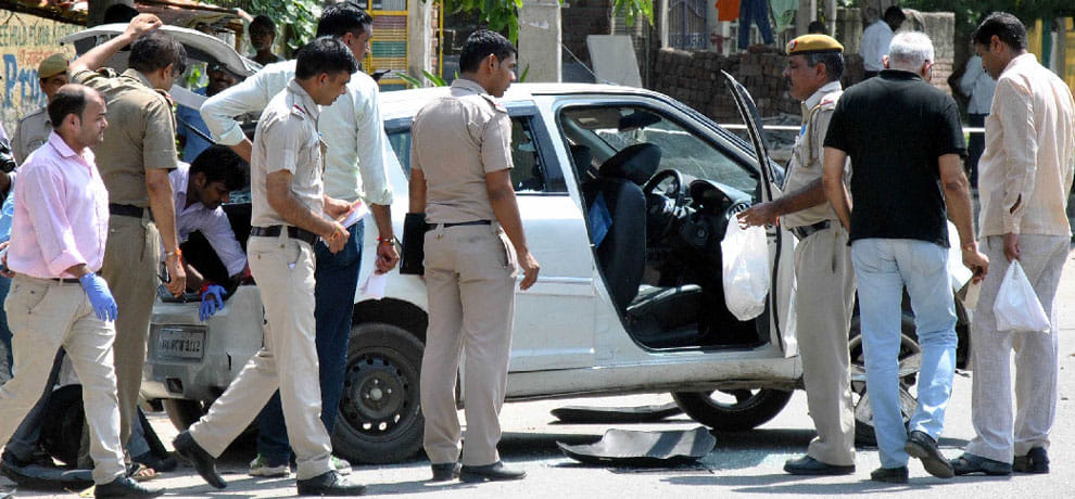 Crooks sat in the car wearing a helmet, it was a massive encounter in filmy style