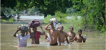 worst situation in many parts of uttar pradesh due to flood