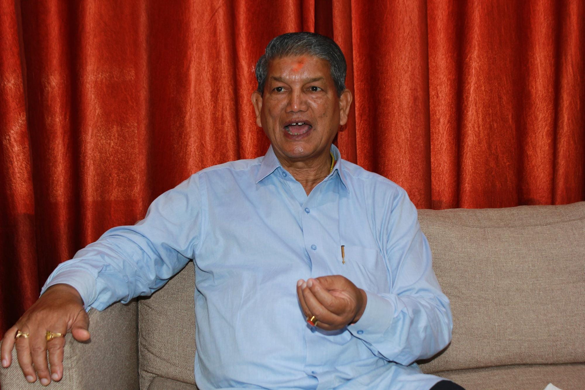 bjp facing problem in uttarakhand