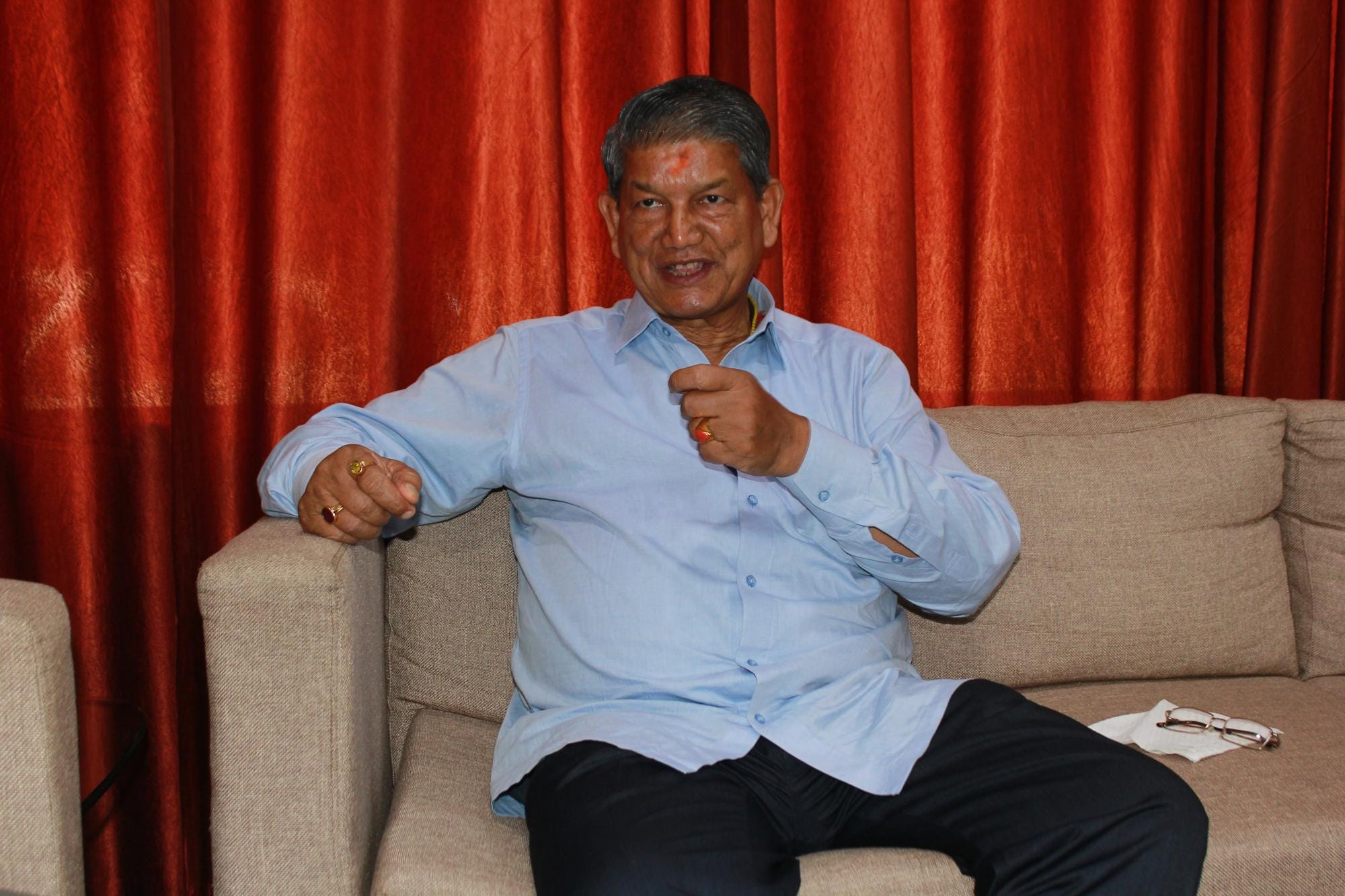 bjp facing problem in uttarakhand