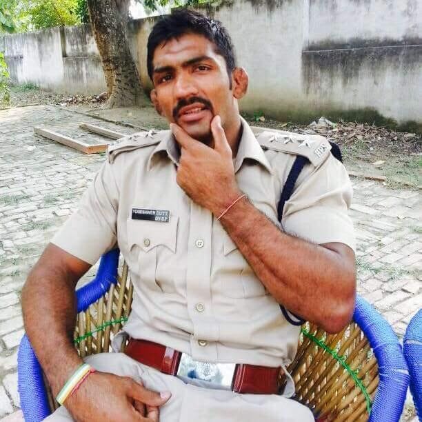 Wrestler Yogeshwar Dutt Tweet on Pulwama Terror Attack