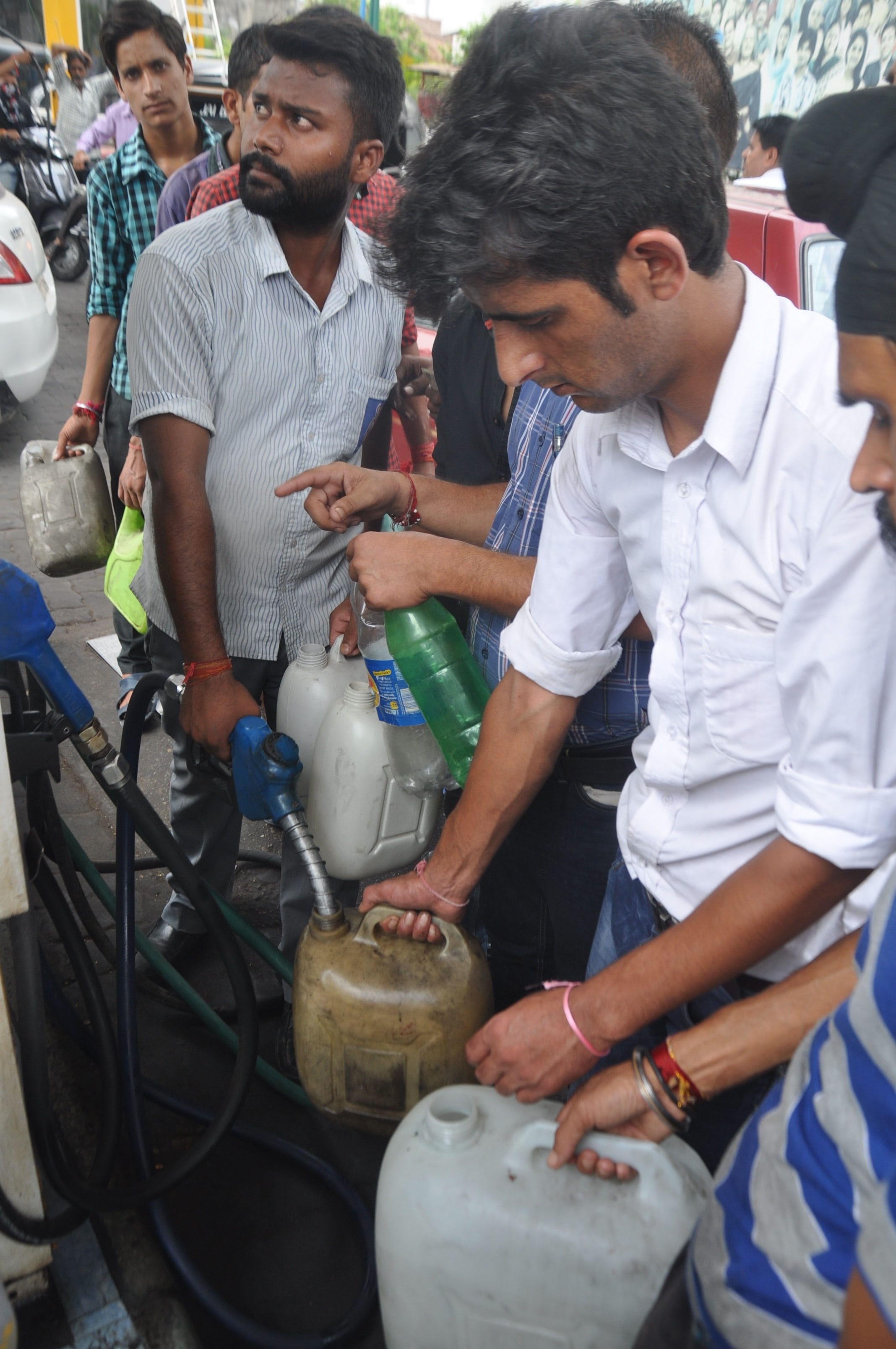 Tanker drivers strike in j&k