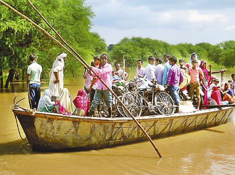 Mondur and Mvikla village surrounded by water