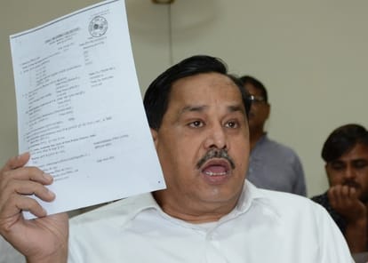 SP and BJP leaders join BSP.