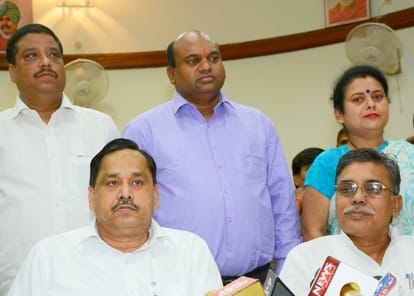 SP and BJP leaders join BSP.
