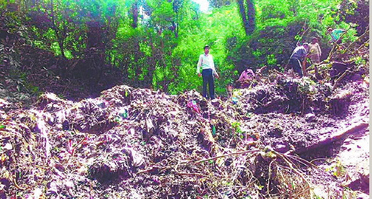 Polytechnique ravaged litter drinking water scheme