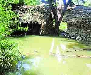 Malti river enters into houses of Amethi village