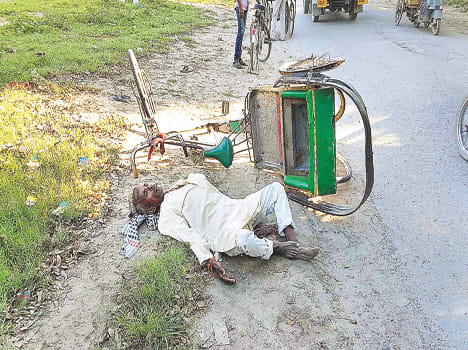 Five people injured in road accidents