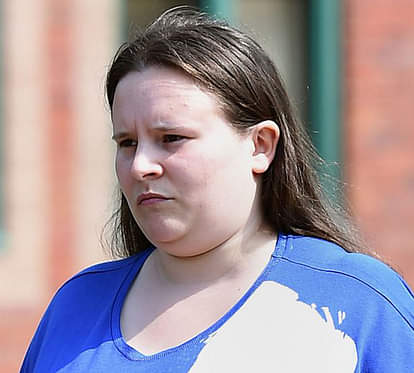 drunk woman who cut off snake head