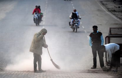 BTech, MTech applying for sweeper post
