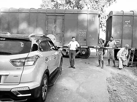 Katra Highway was closed for four hours bilhaur