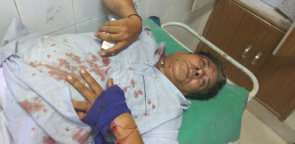 Road accident at Una, Two piligrim Died.