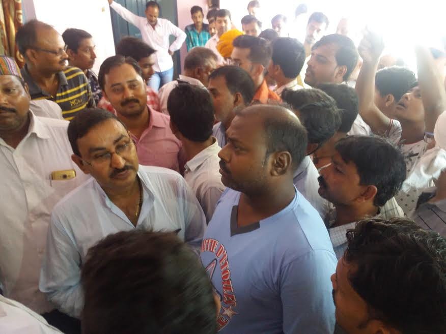 And traders in Kotwali police clash