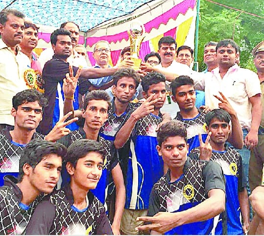 The trophy seized by Bijnor