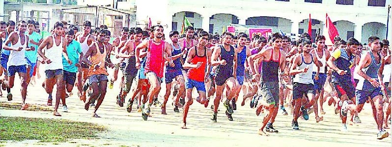 Army recruitment : third day Amroha' youth 