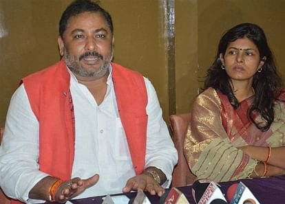 Ab Rahen Juda: The love story of Minister Dayashankar and Swati Singh started from here, filed for divorce 3 times in 11 years UP minister Dayashankar Singh and Swati Singh Divorce, 22 years old relationship ended