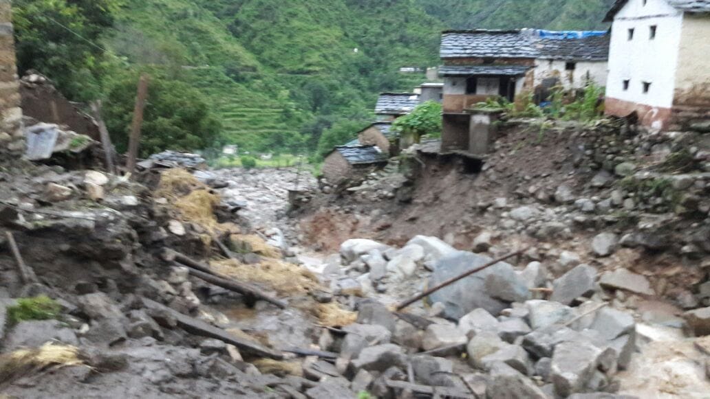 cloud burst in pauri village.