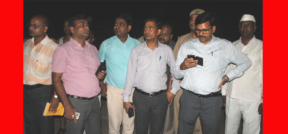 Constable make firing in police line, After murder of munshi commetid suicide 