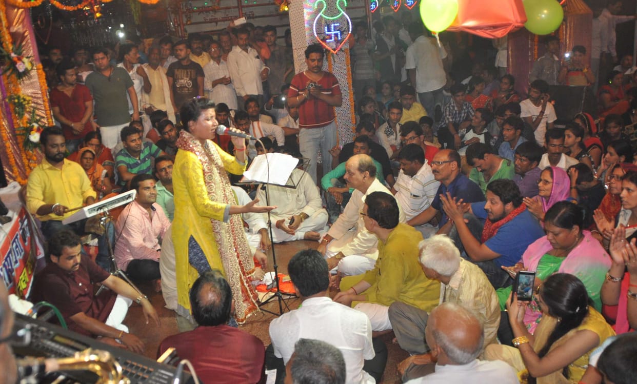 Vindhyavasini temple bhajan evening