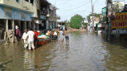 Heavy flood in up