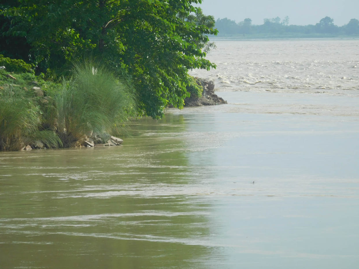 People constrained, Ghagra river chopping ground
