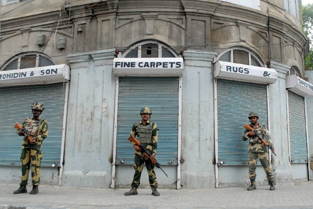 Violence continues in Kashmirr