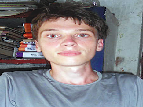 French tourists looting Ghatampur