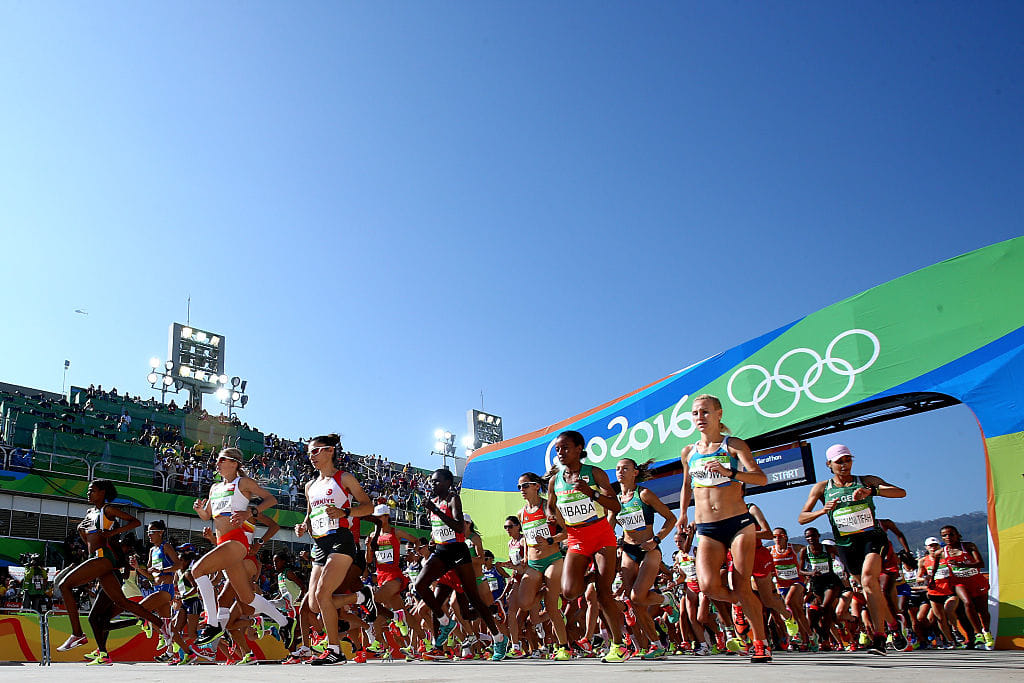 marathon players were struggling to get water during race in rio 