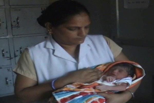 mother died after delivery before watching new born daughter in panipat