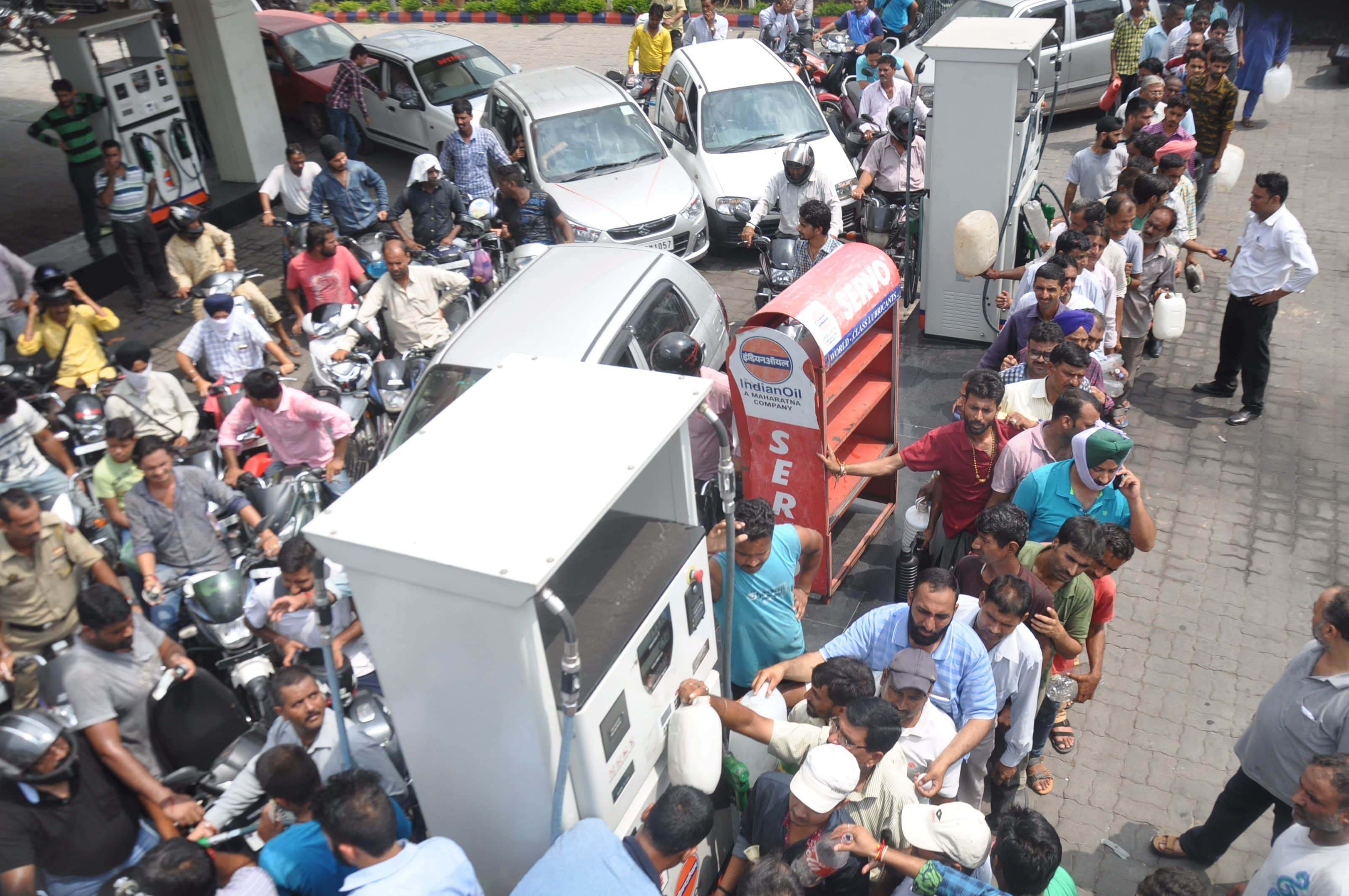 Tanker drivers strike end